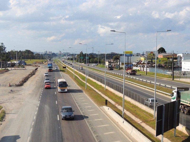 Iluminação Autopista Planalto Sul