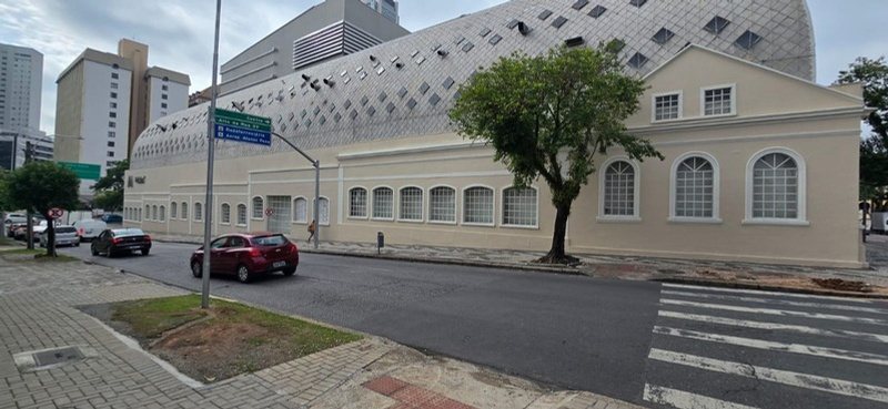 Rede subterrânea Shopping Mueller
